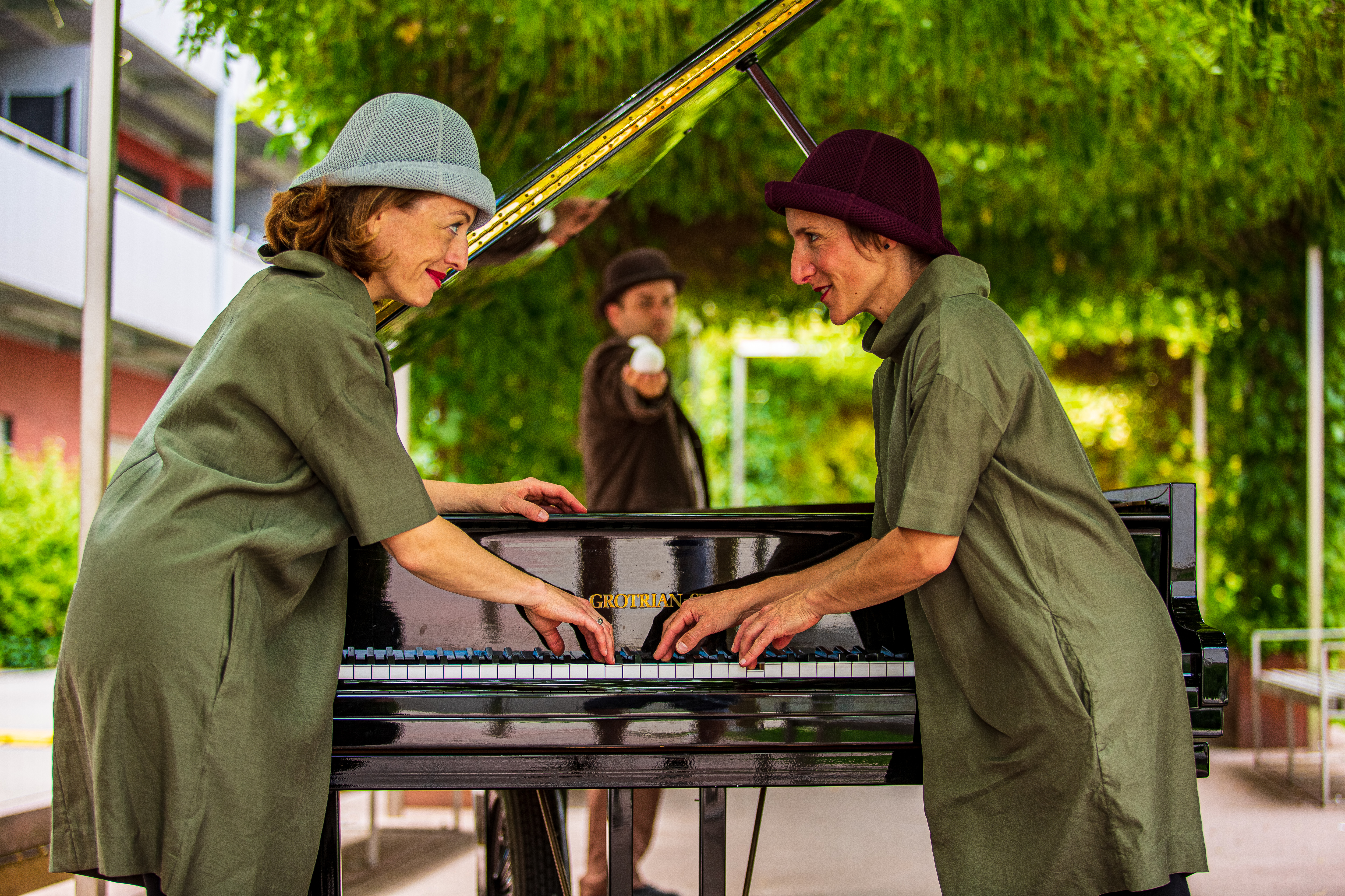 UZUMAKI Le piano fugueur © Jenni Hamilton